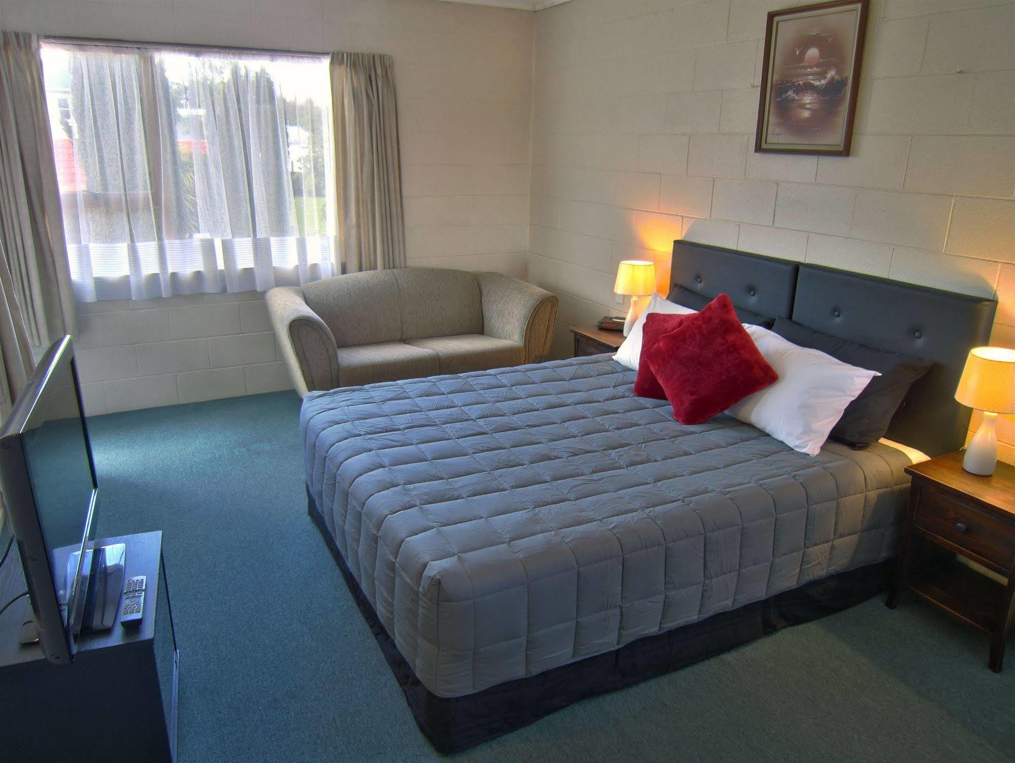 Barcelona Motel Taupo Ngoại thất bức ảnh